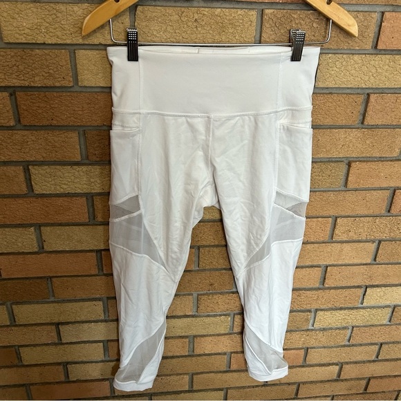 Lululemon Mesh In Motion Crop 23" White Athletic Leggings Size 8 - Picture 3 of 7